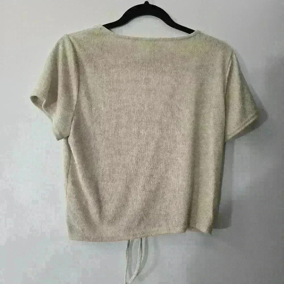 H&M  Top - Picture 4 of 6